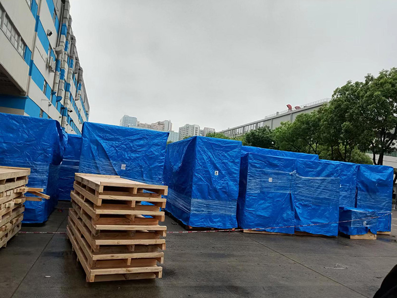 富士康真空防雨(yu)木箱