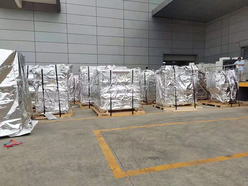 深圳公(gōng)明歐菲光出口(kou)真空木箱